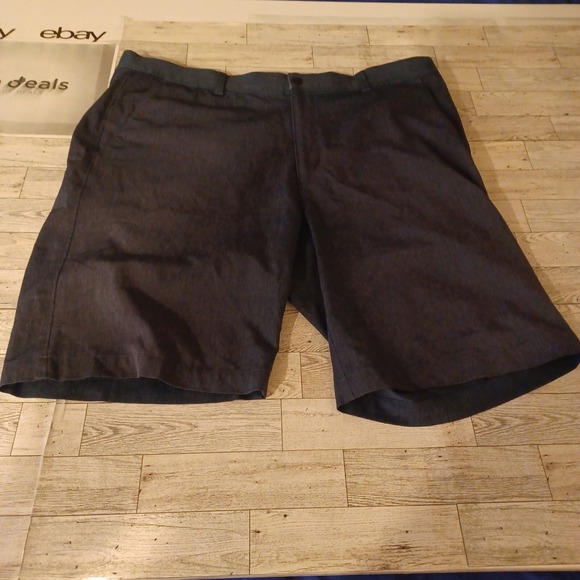 Greg Norman Shorts Men's 38 Black Flat Front Straight Legs Casual Slash Pockets - Picture 1 of 5